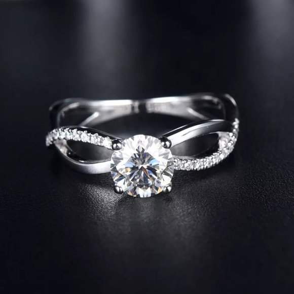 1 Carat Moissanite Fancy Ring with 925 Sterling Silver Band, D-FL - Picture 3 of 10